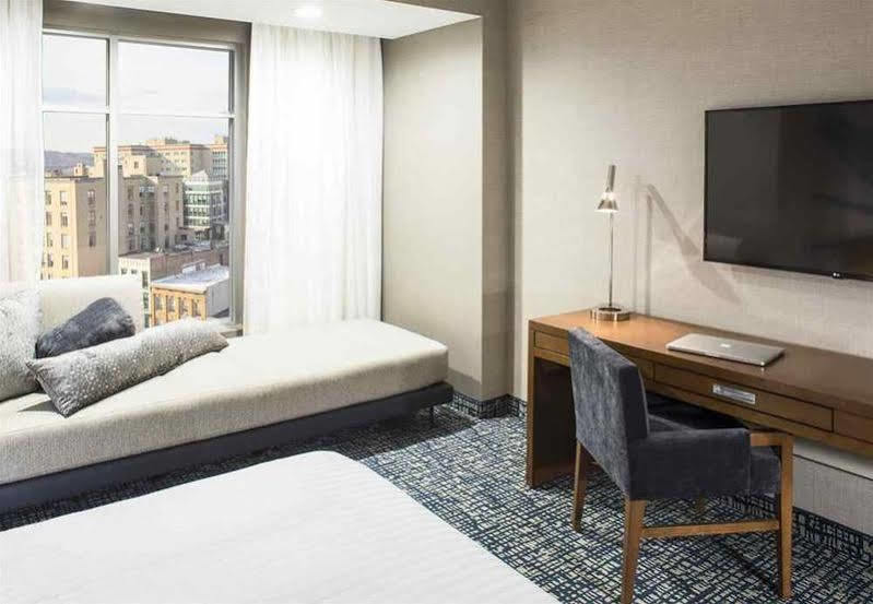 Ithaca Marriott Downtown On The Commons Hotel Eksteriør billede